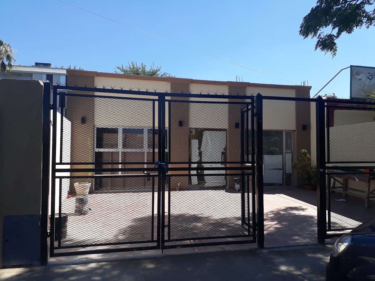 Fachada de Ce.R.N.IN. en Ituzaingó